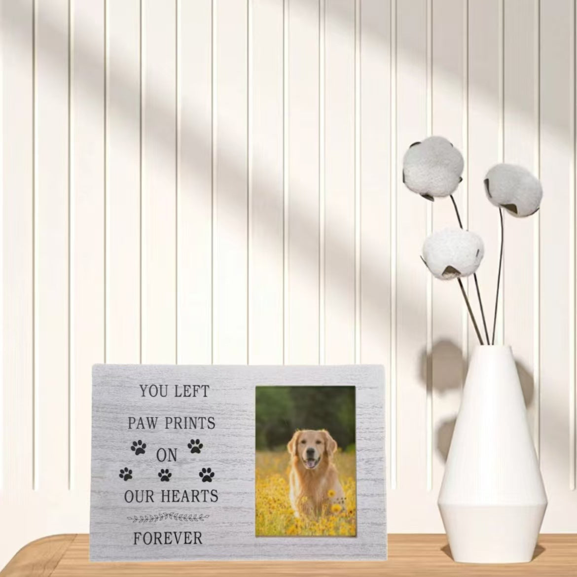 Wooden Picture Pendant Ornament